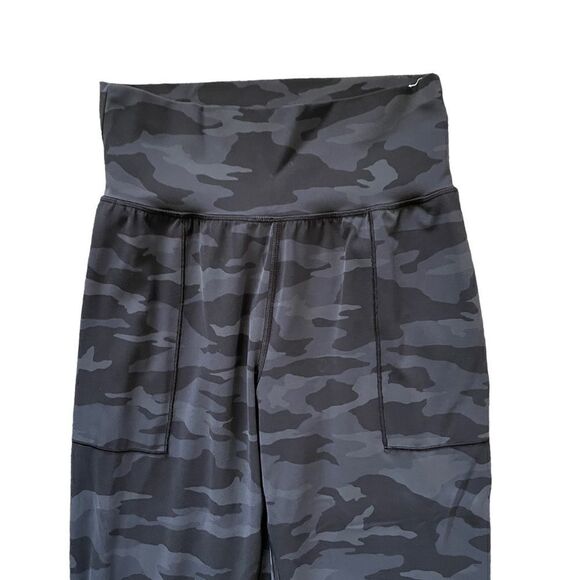ATHLETA Salutation Jogger Camo Black Size XS - Picture 5 of 8
